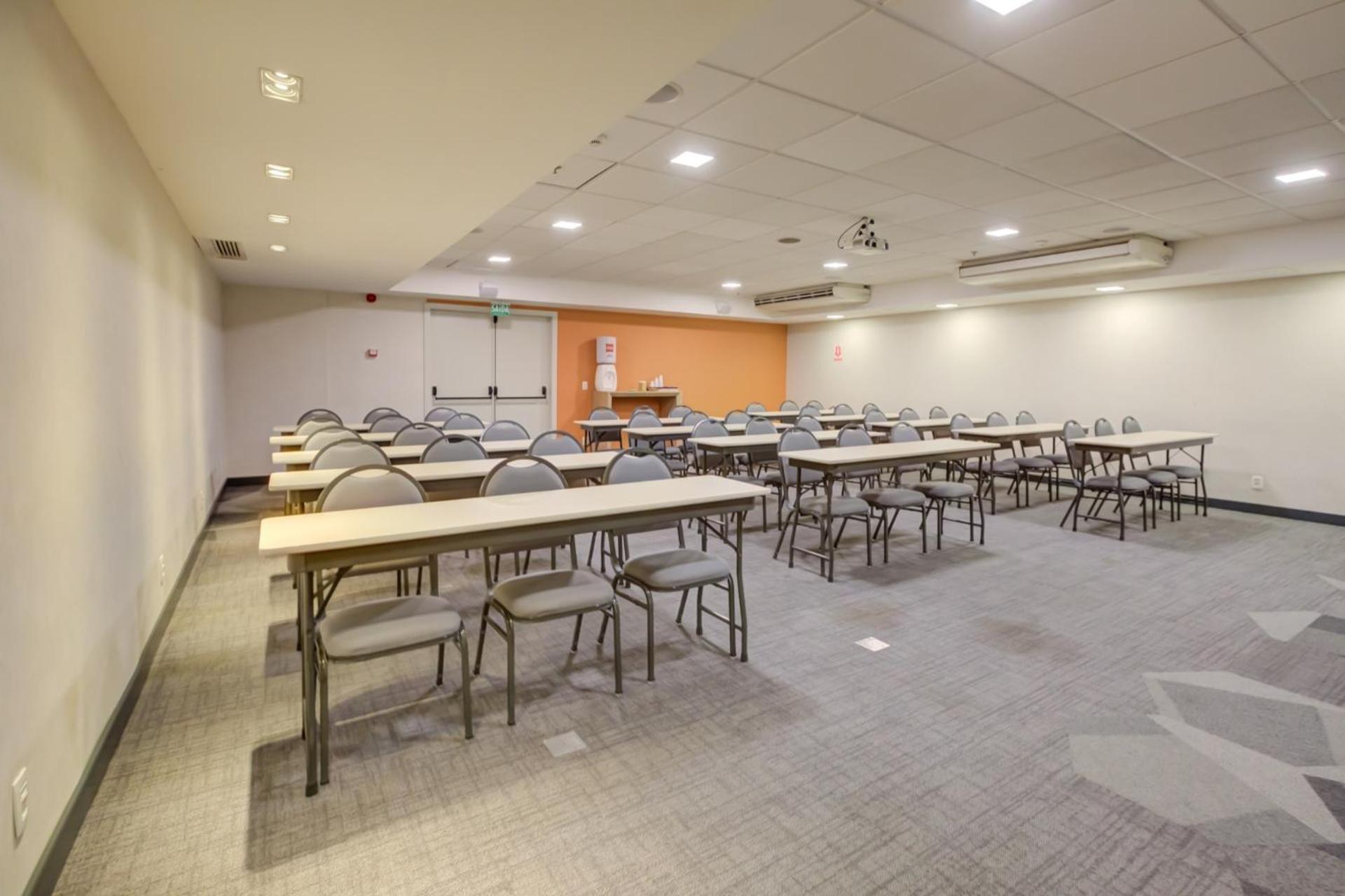 Ibis Budget Rio De Janeiro Nova America Dış mekan fotoğraf